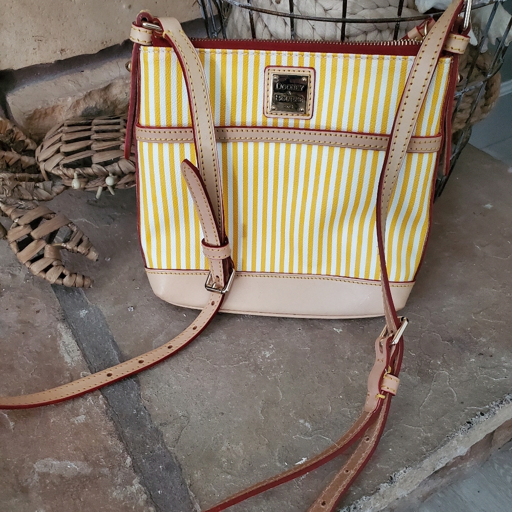 **NEW**DOONEY + BOURKE Yellow stripe Letter Carrier leather Crossbody